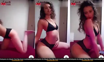 Büyük Kalçalı, Sıcak, Çıtır Kadın Canlı Yayınını İzleyin